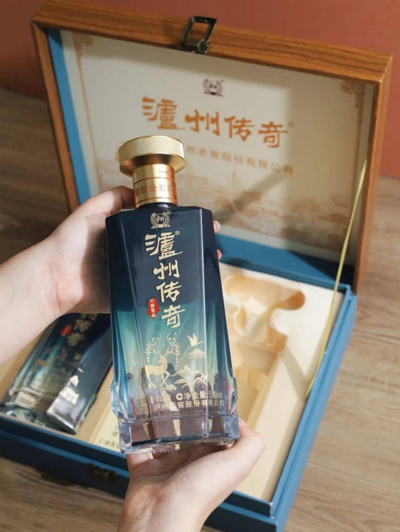 浓香型白酒